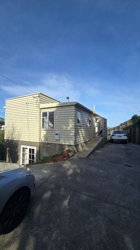 42A Mandalay Terrace, Khandallah, Wellington - Carousel 13