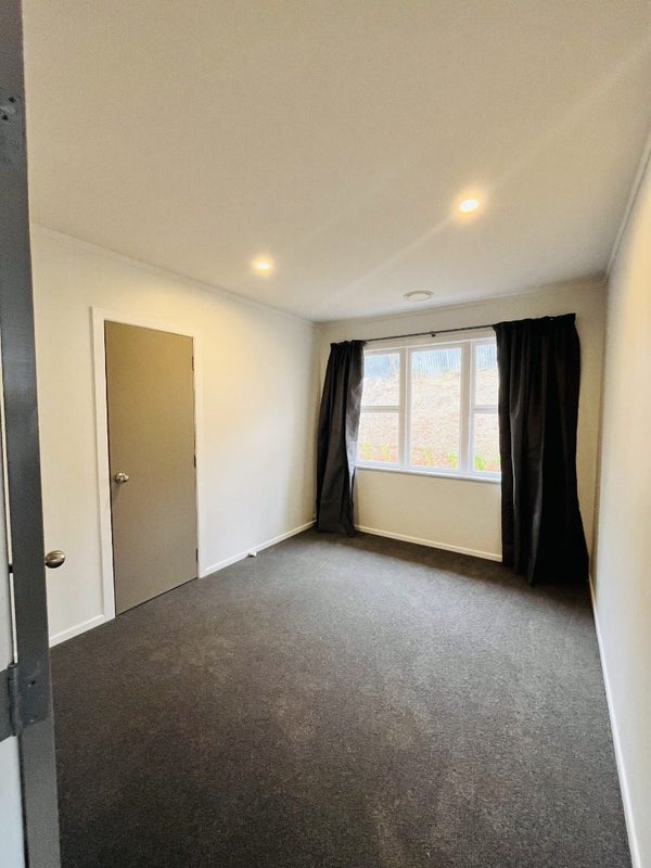 27 Mcinnes Avenue, Kamo, Whangarei - Carousel 13