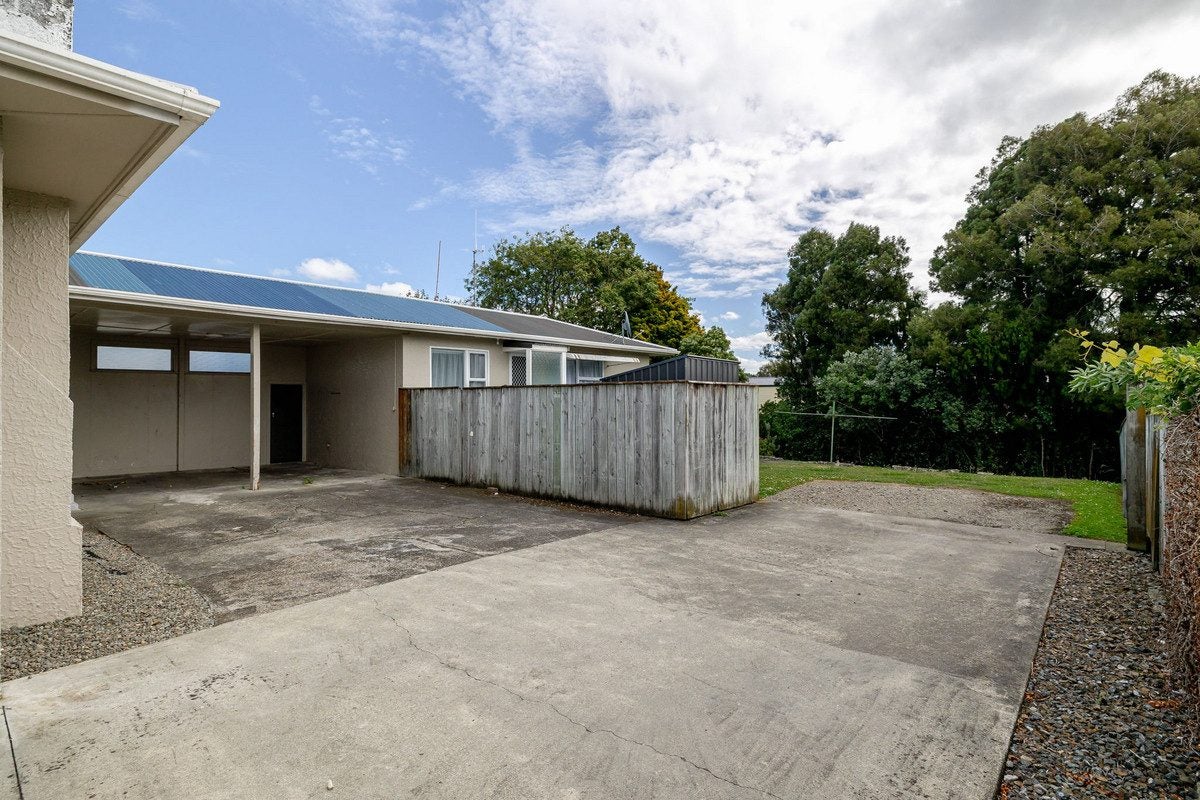 21 Nottingham Avenue, Awapuni, Palmerston North - Carousel 2