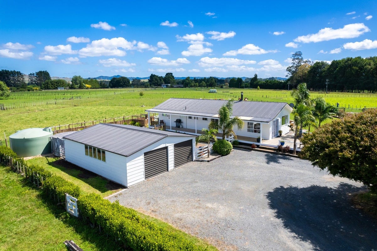 78 Higginson Road, Hamilton - Carousel 1