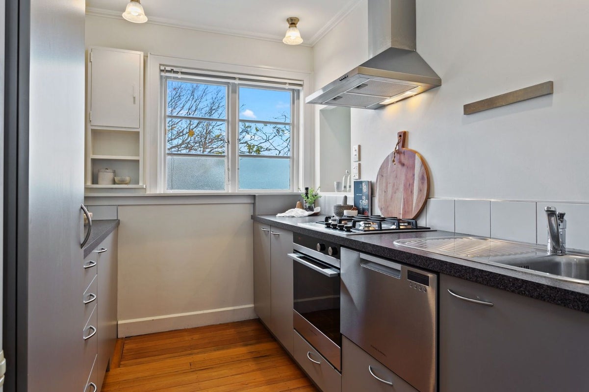 3/46 Fendalton Road, Fendalton, Christchurch - Carousel 2