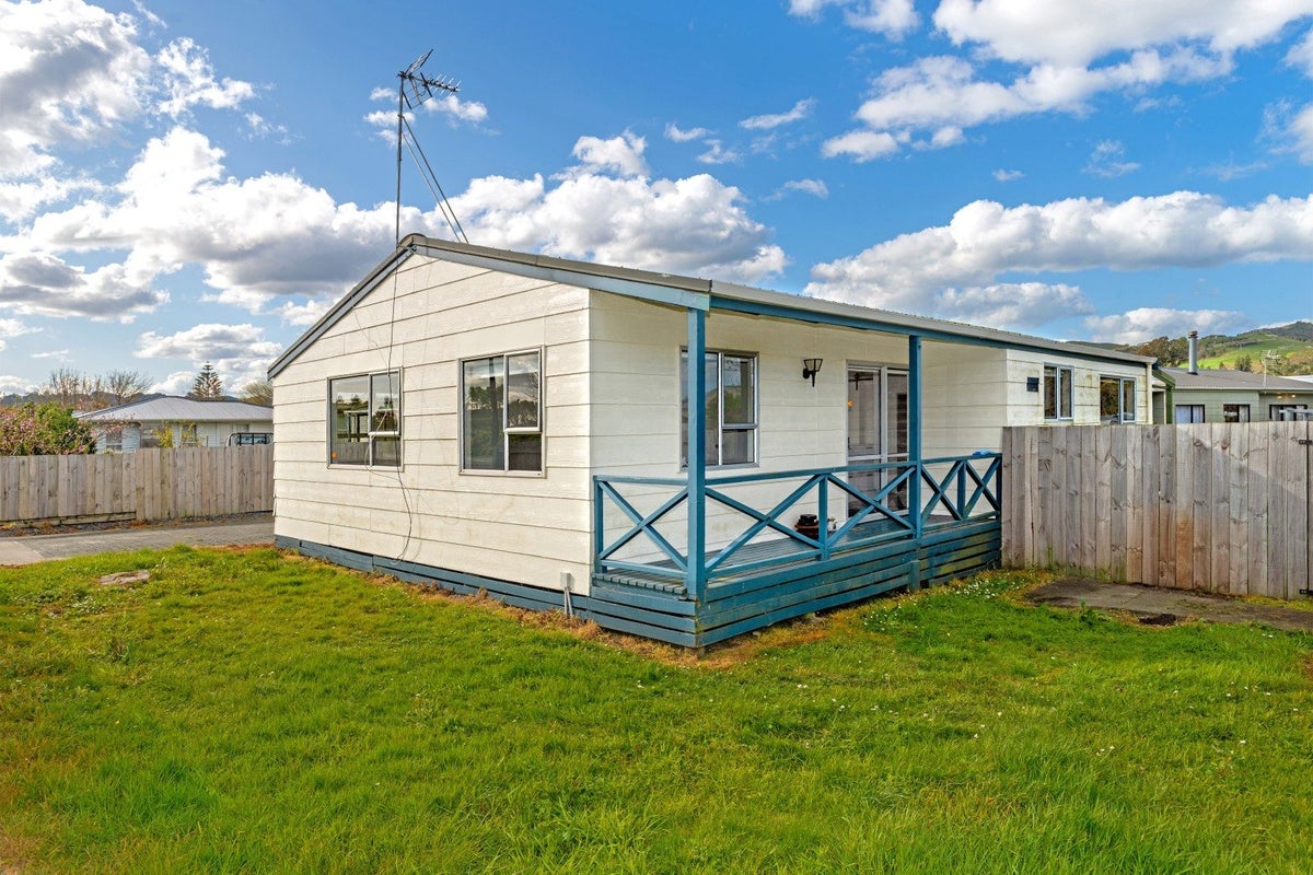 572 Wainui Road, Kaiti, Gisborne - Carousel 1