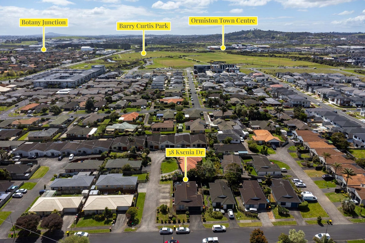 38 Ksenia Drive, Flat Bush, Auckland - Carousel 20