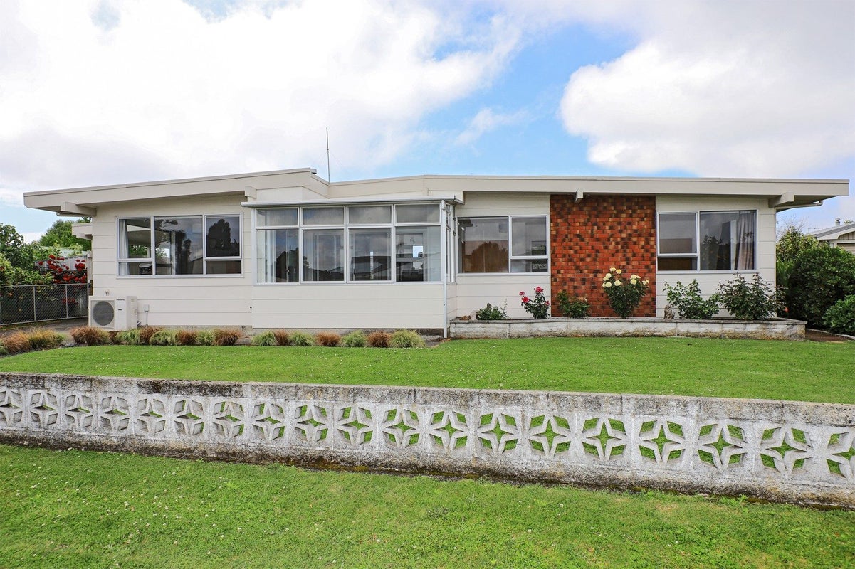 3 Laurent Place, Greenmeadows, Napier - Carousel 1