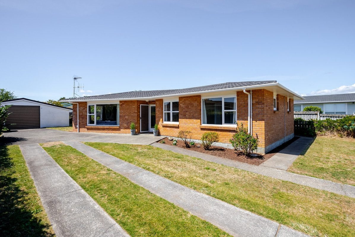 41 Toru Road, Paraparaumu Beach, Kapiti Coast, Wellington - Carousel 1