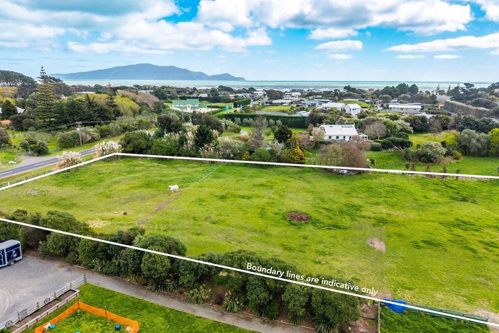 230 Peka Peka Road, Peka Peka, Waikanae - Carousel 2