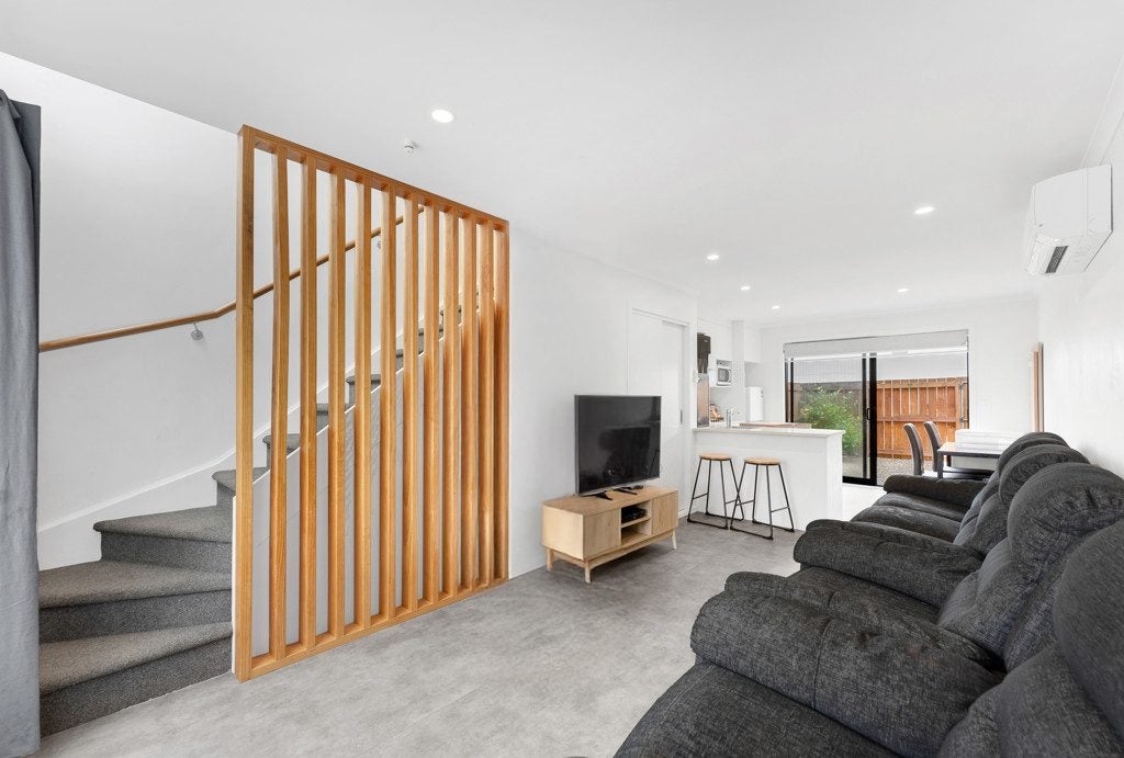2/78 Swaffield Road, Papatoetoe, Manukau City, Auckland - Carousel 1