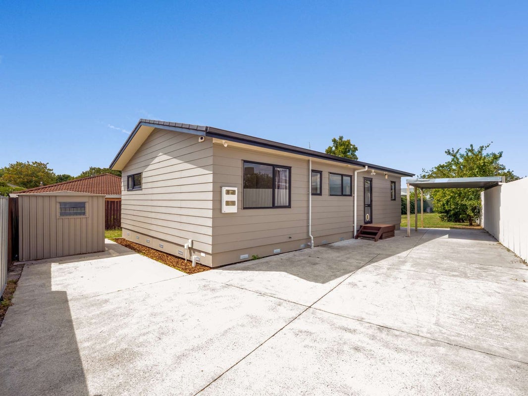 2C Brooklyn Road, Claudelands, Hamilton - Carousel 1