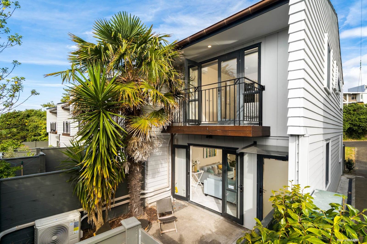 80/3 Burton Street, Grafton, Auckland - Carousel 1