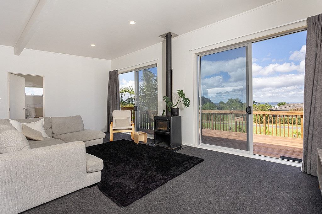 24 Omana Avenue, Helensville - Carousel 2