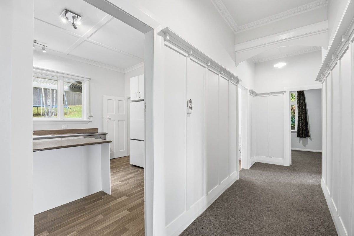 105 Kaikorai Valley Road, Glenross, Dunedin - Carousel 2
