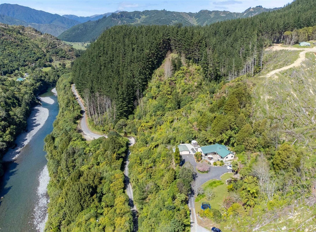 912 Otaki Gorge Road, Otaki - Carousel 22