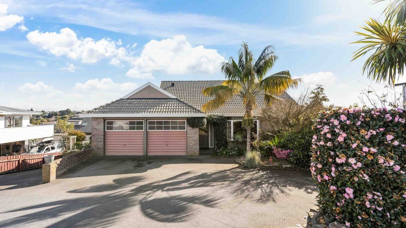45 Grange Road, Otumoetai, Tauranga - Carousel 1