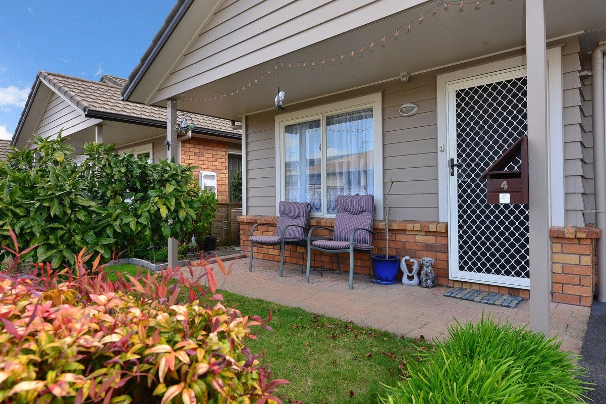 4/241 Killarney Road, Frankton, Hamilton - Carousel 1