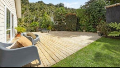 145 Woodlands Park Road, Titirangi, Auckland - Carousel 1