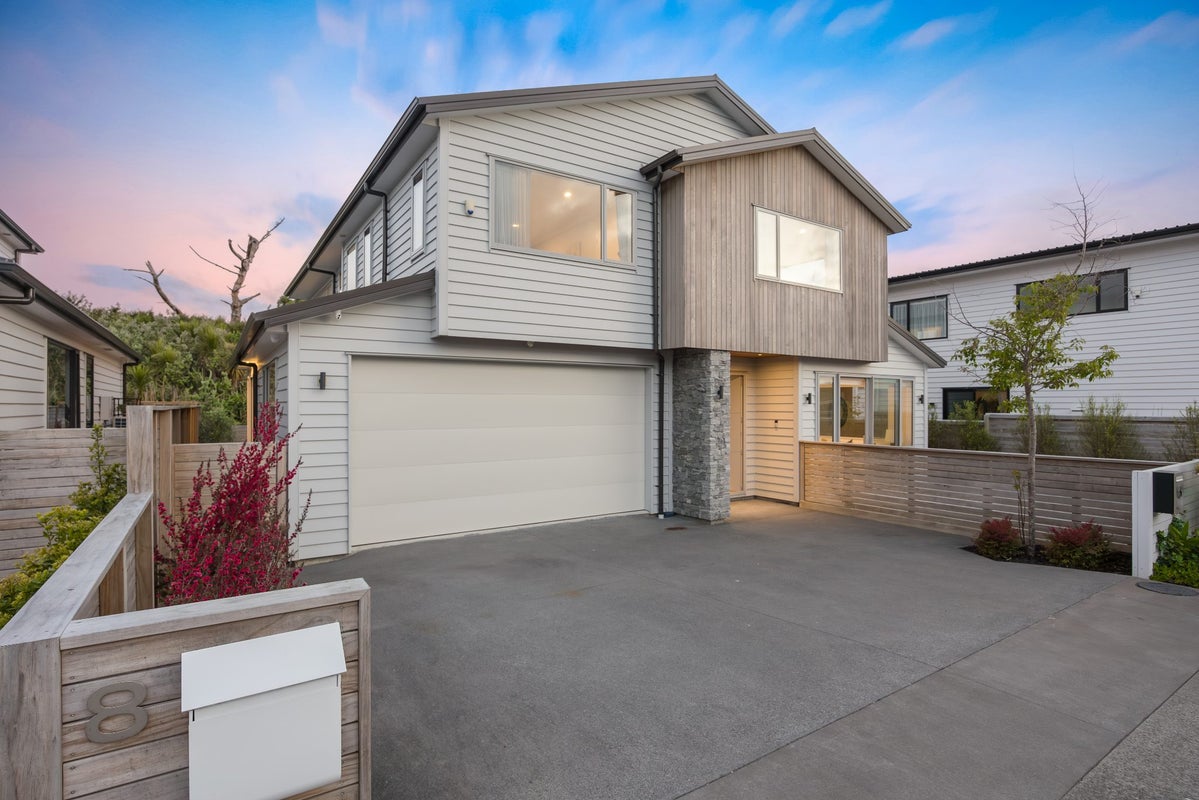 8 Kina Place, Long Bay, Auckland - Carousel 2
