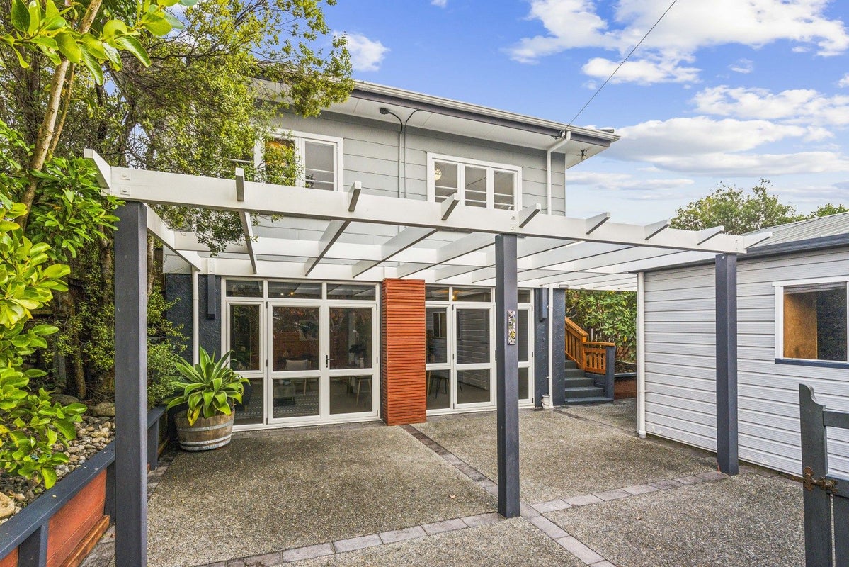17 Rimu Road, Raumati Beach, Paraparaumu - Carousel 2