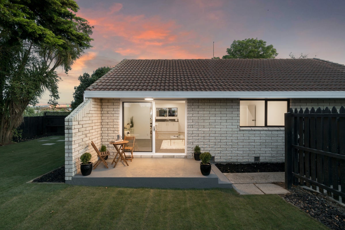 22B Dunbarton Street, Redwood, Christchurch - Carousel 19