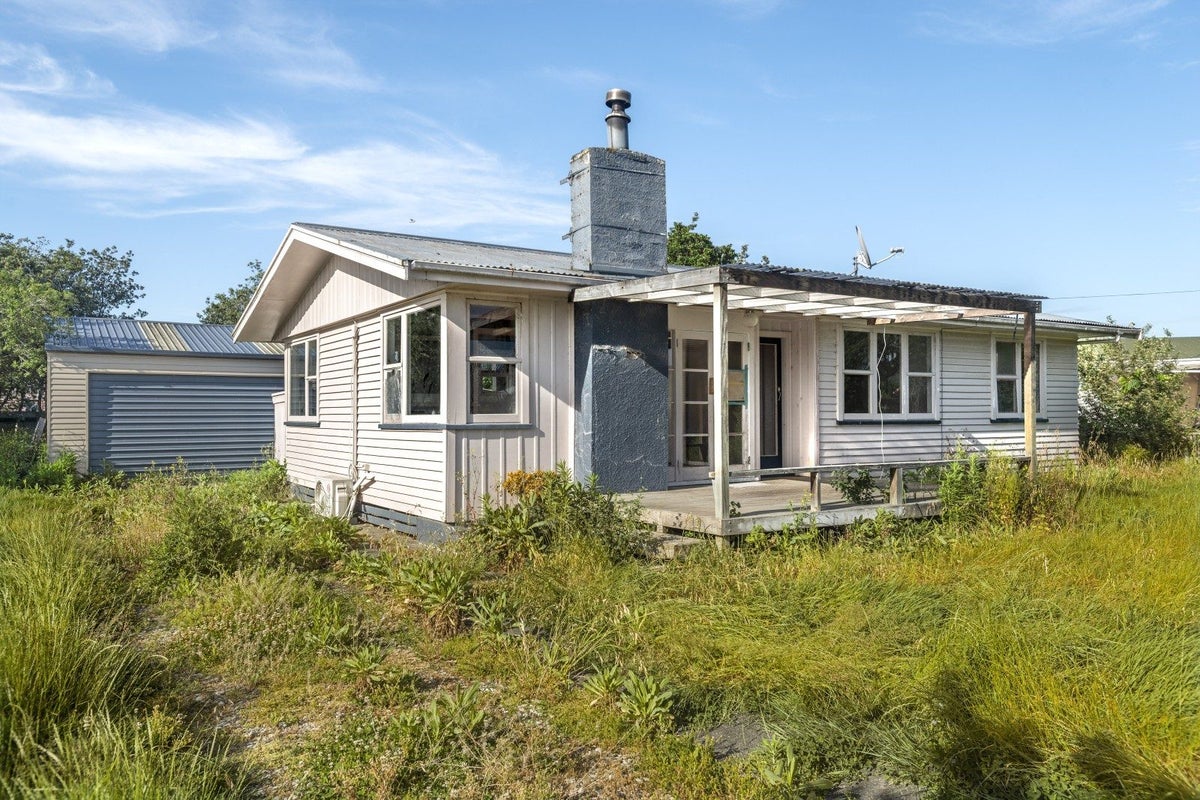 45 Park Road, Patutahi, Gisborne - Carousel 2