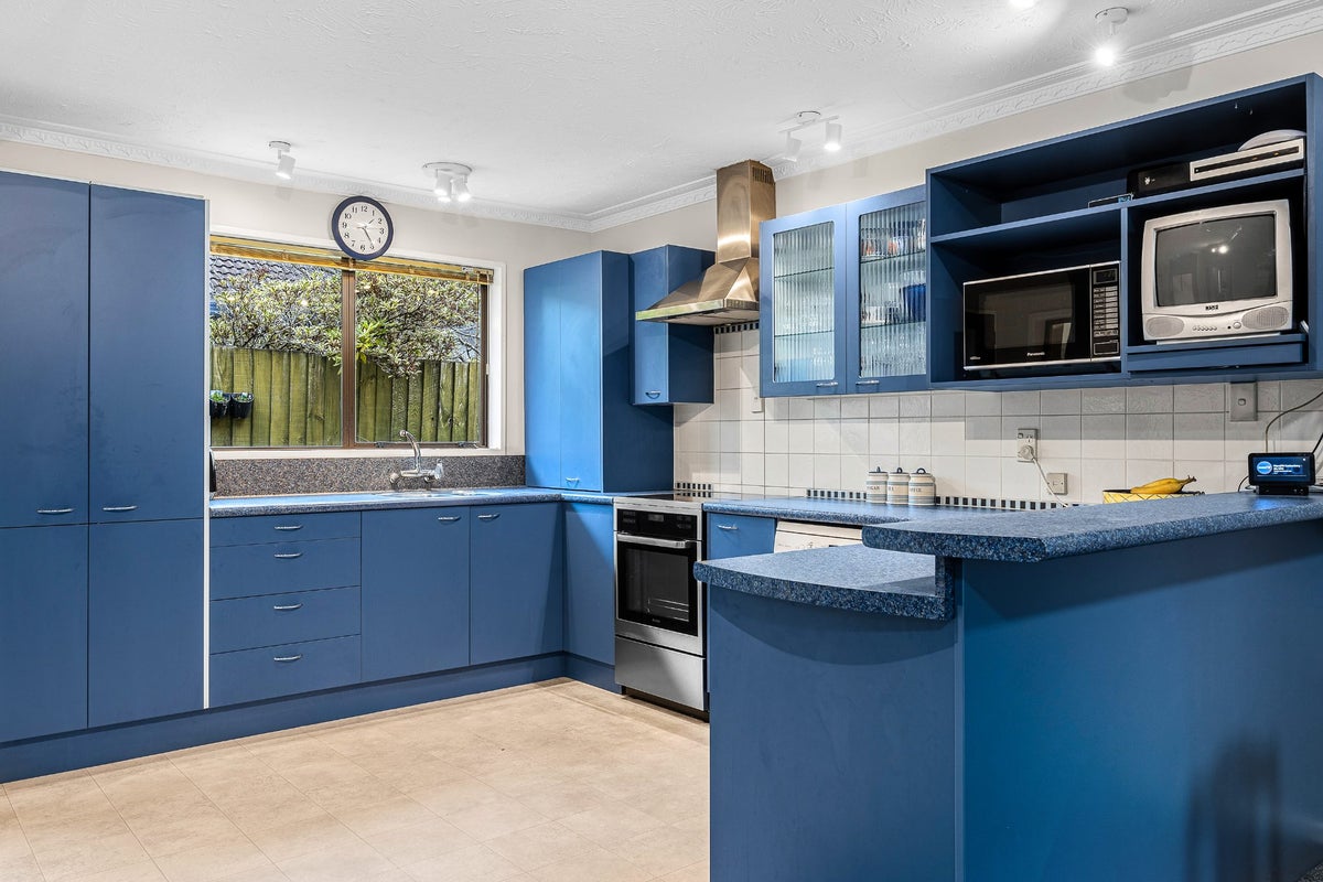 14 Wakelin Place, Redwood, Christchurch - Carousel 2