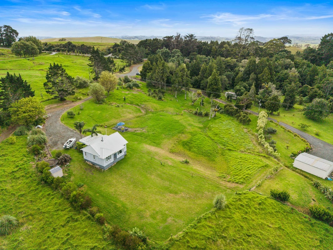 817A Whakapirau Road, Maungaturoto - Carousel 26