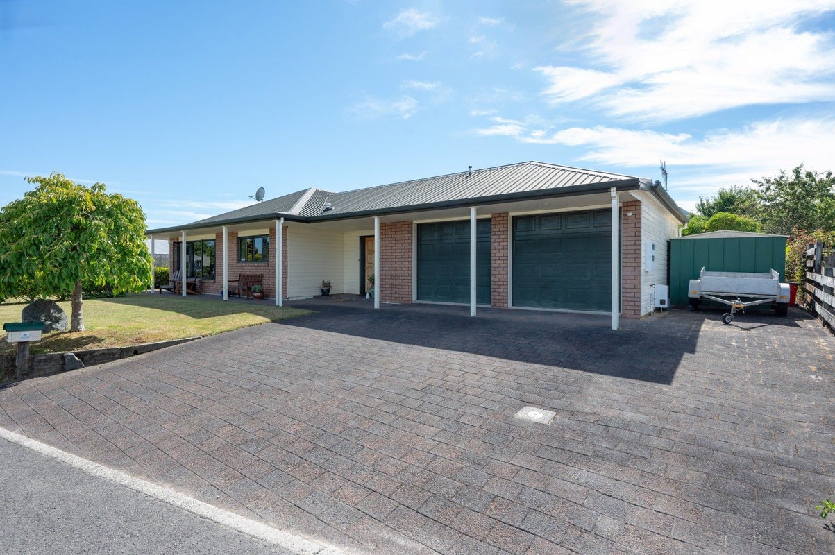 56 Balmoral Drive, Hilltop, Taupo - Carousel 1