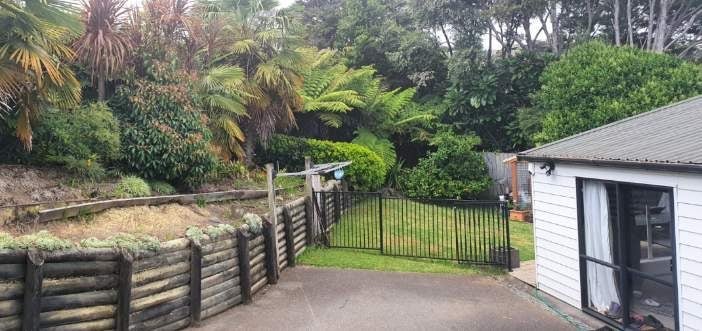 10 The Brae, Maraetai, Auckland - Carousel 1