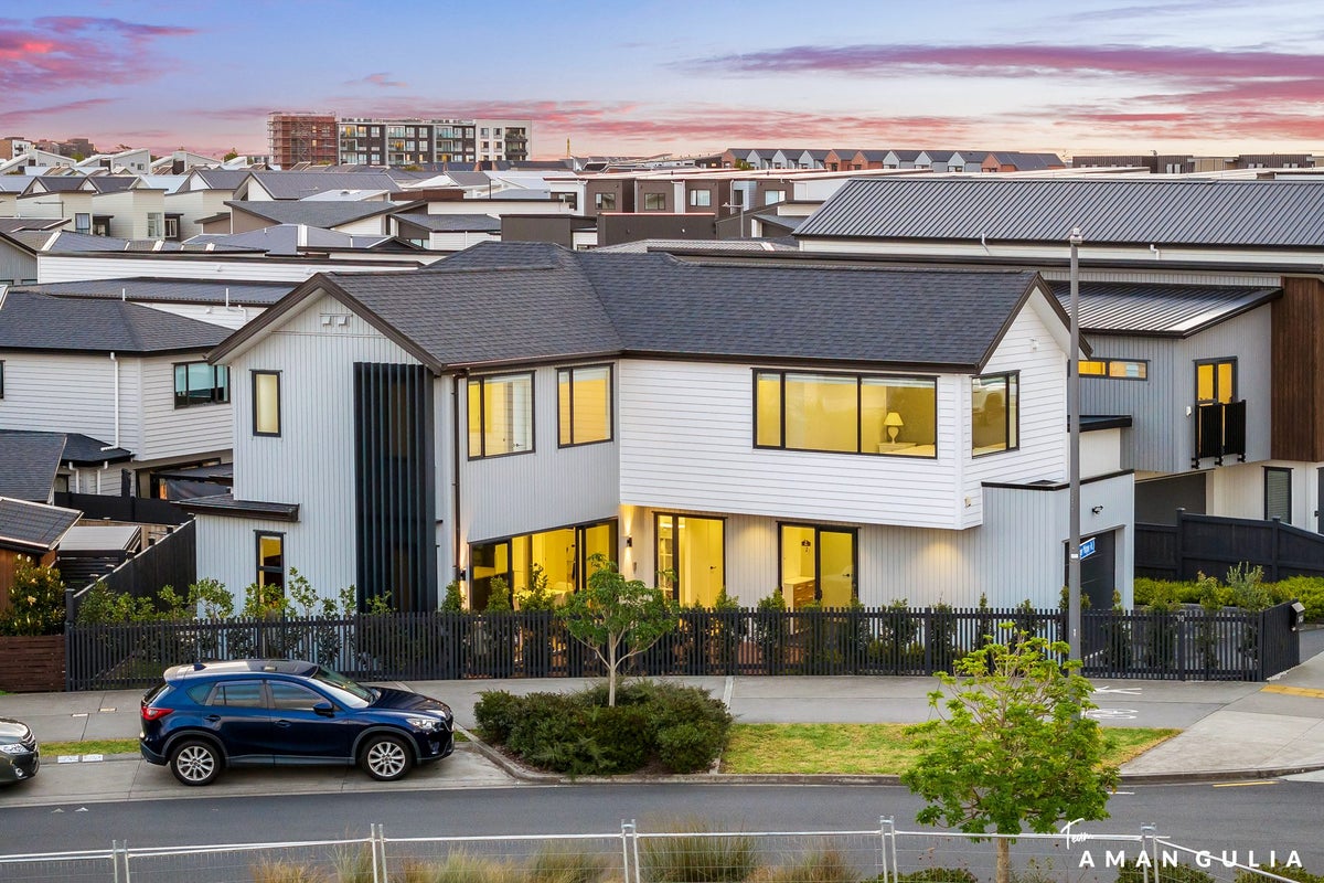 90 Joshua Carder Drive, Hobsonville, Auckland - Carousel 2