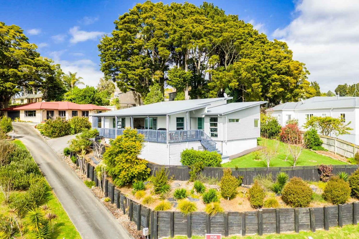 14 Bush Haven Drive, Kamo, Whangarei - Carousel 1