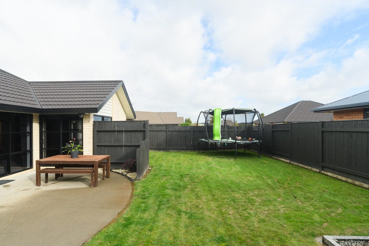 6 Nevada Way, Kelvin Grove, Palmerston North - Carousel 15