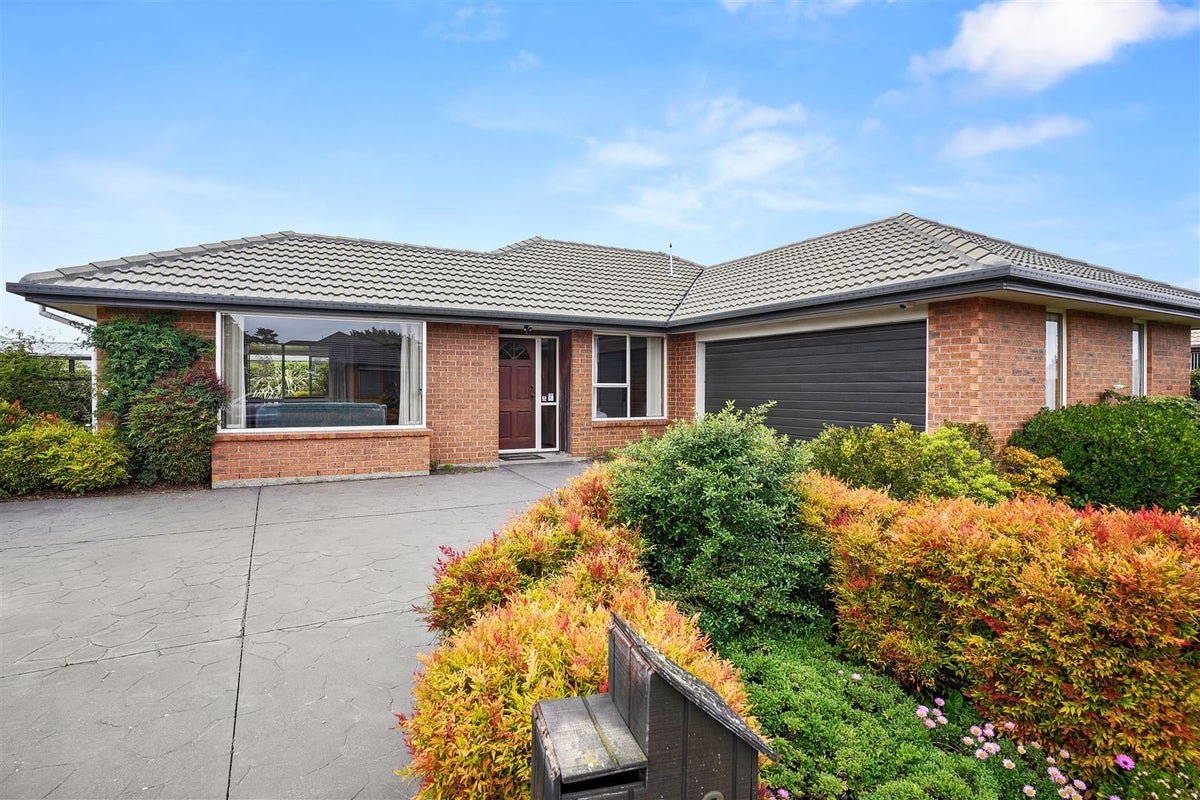 16 Bella Rosa Drive, Hei Hei, Christchurch - Carousel 1