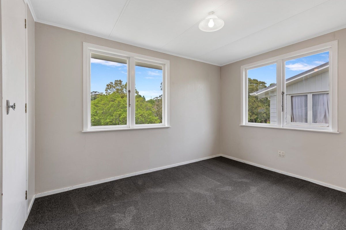 110 Pembroke Street, Westown, New Plymouth - Carousel 17
