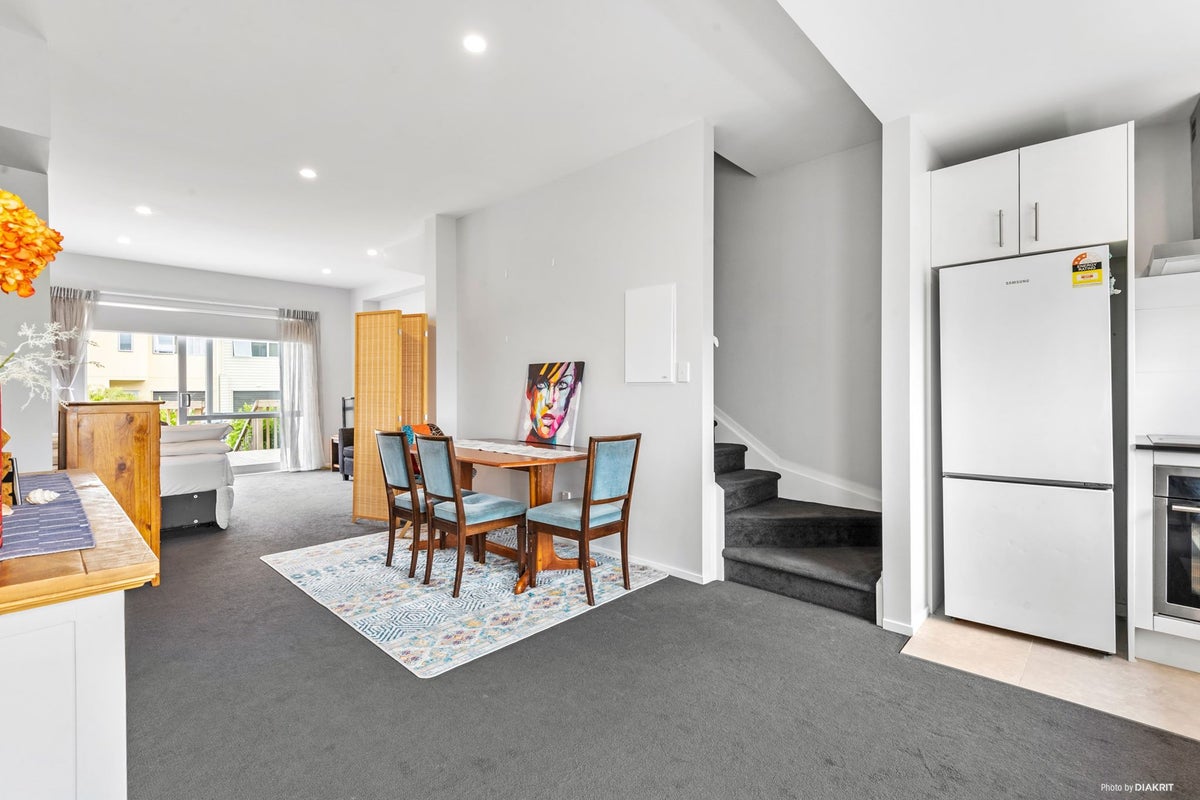 19/11 RAY SMALL DR, Papakura, Auckland - Carousel 1