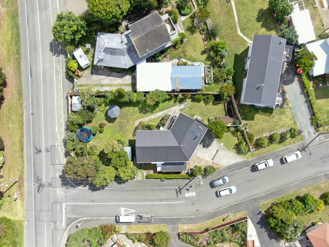 1 Tait Street, Ruby Bay, Mapua - Carousel 21