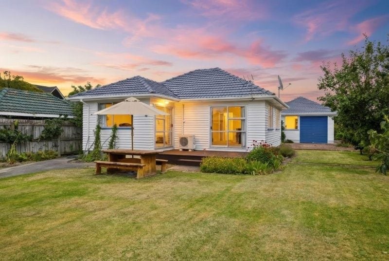 230 Avonhead Road, Avonhead, Christchurch - Carousel 2