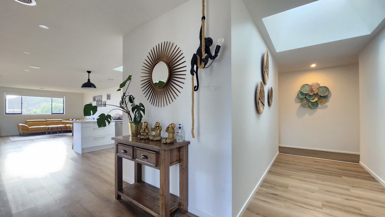 6 Cartographer Way, Whitby, Porirua - Carousel 2