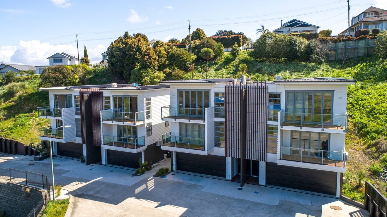 8A Huka Road, Birkenhead, Auckland - Carousel 1