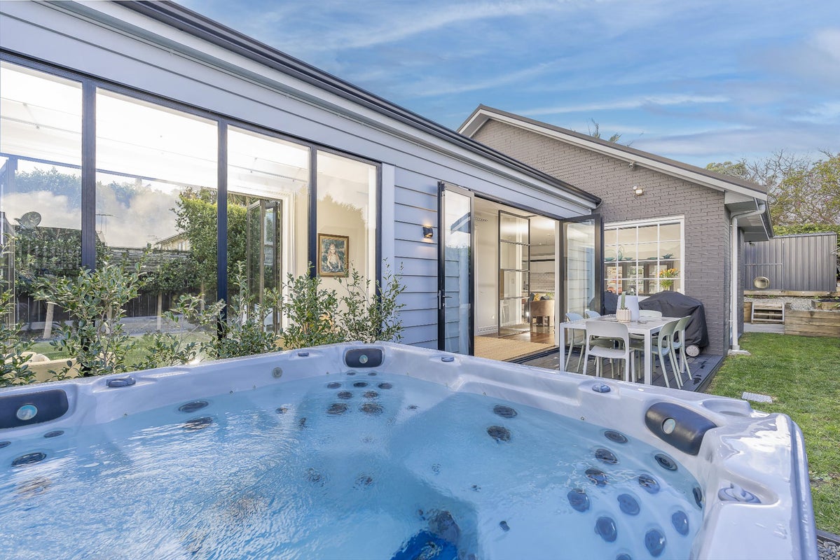 3 Goring Road, Sandringham, Auckland - Carousel 2