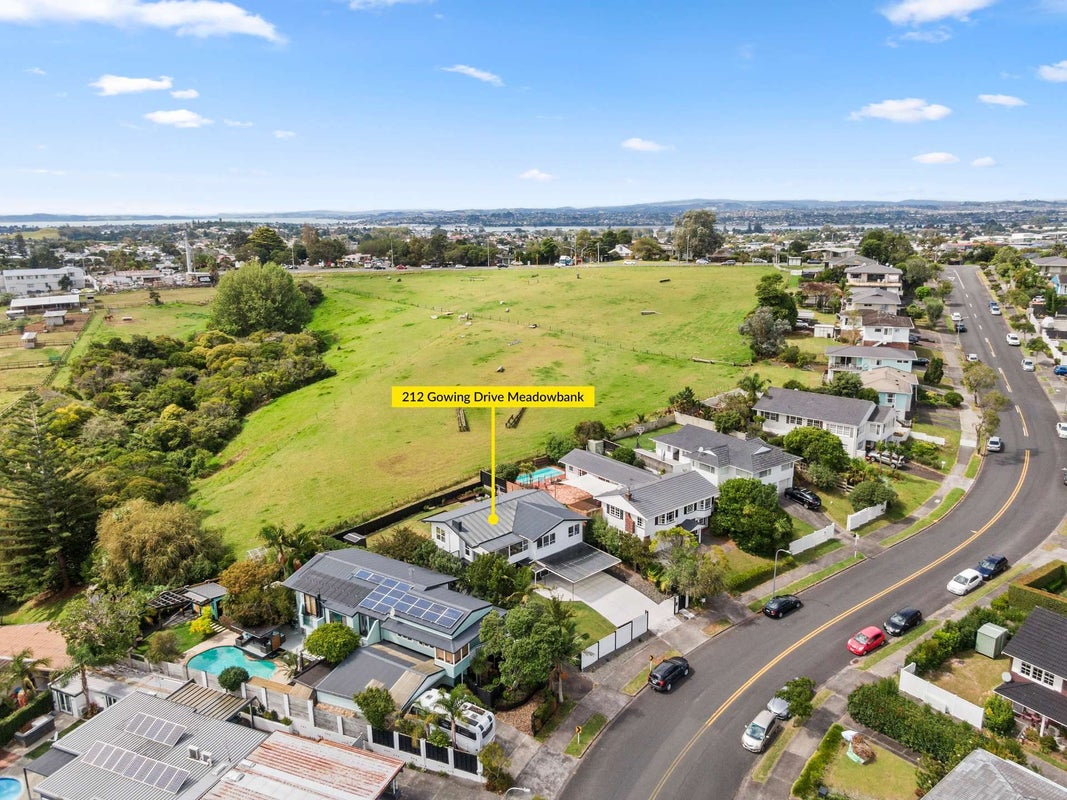 212 Gowing Drive, Meadowbank, Auckland - Carousel 2