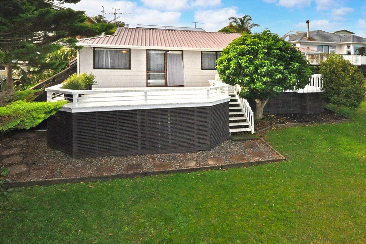 25B Shakespear Road, Army Bay, Whangaparaoa - Carousel 1
