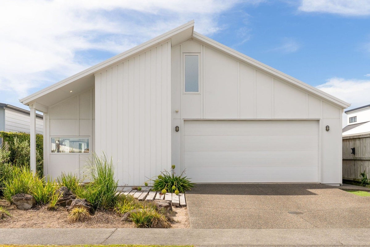 5 Knightia Drive, Papamoa Beach, Papamoa - Carousel 2