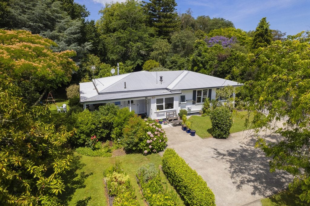 621 Childers Road, Elgin, Gisborne - Carousel 1