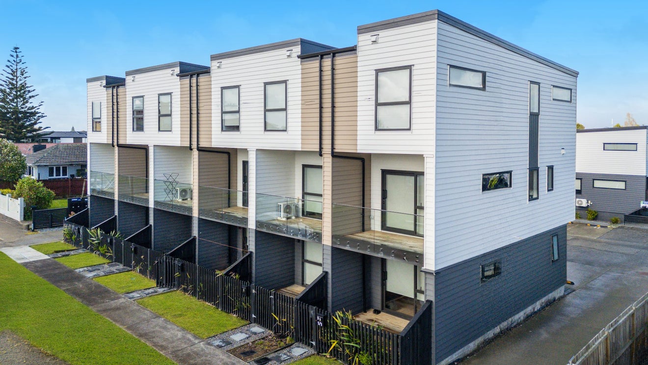 5/3 Cape Road, Mangere, Auckland - Carousel 2