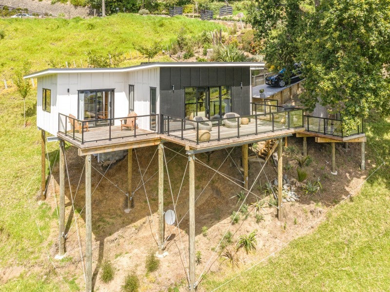 1A Shakespeare Road, Bastia Hill, Whanganui - Carousel 2