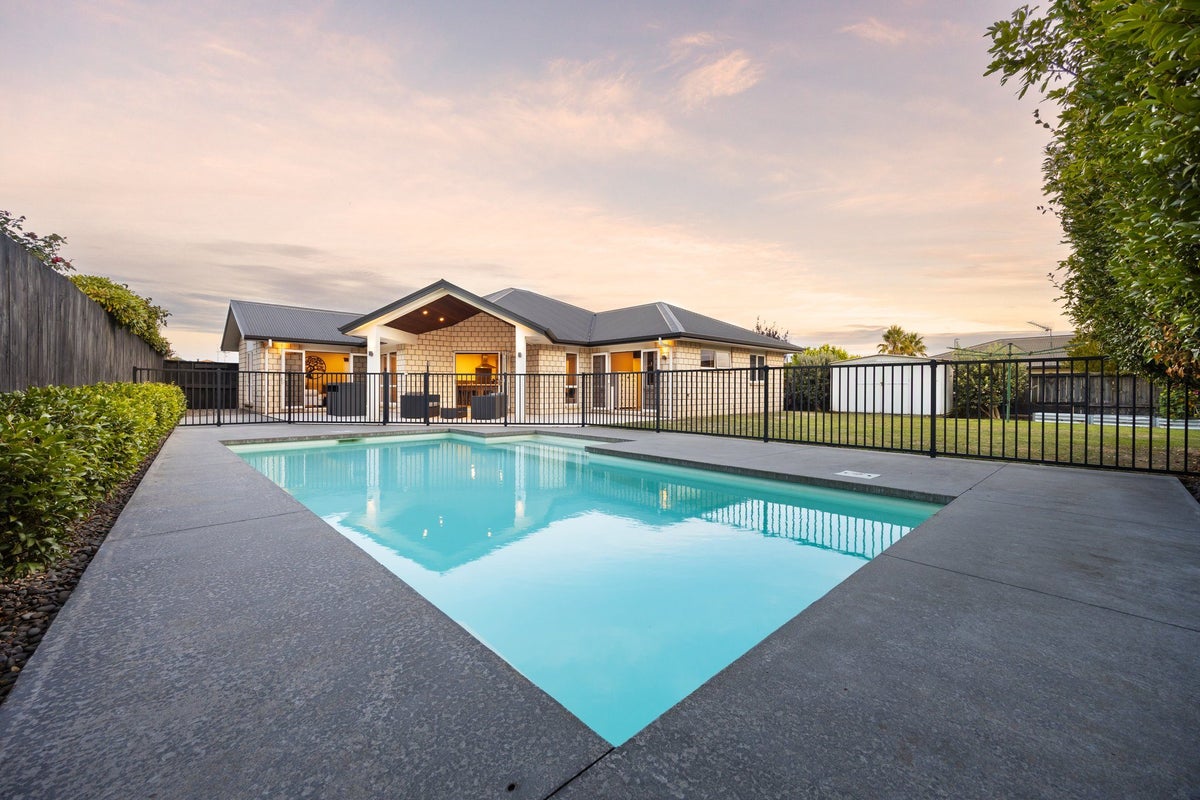 47 Alconbury Drive, Rototuna North, Hamilton - Carousel 1