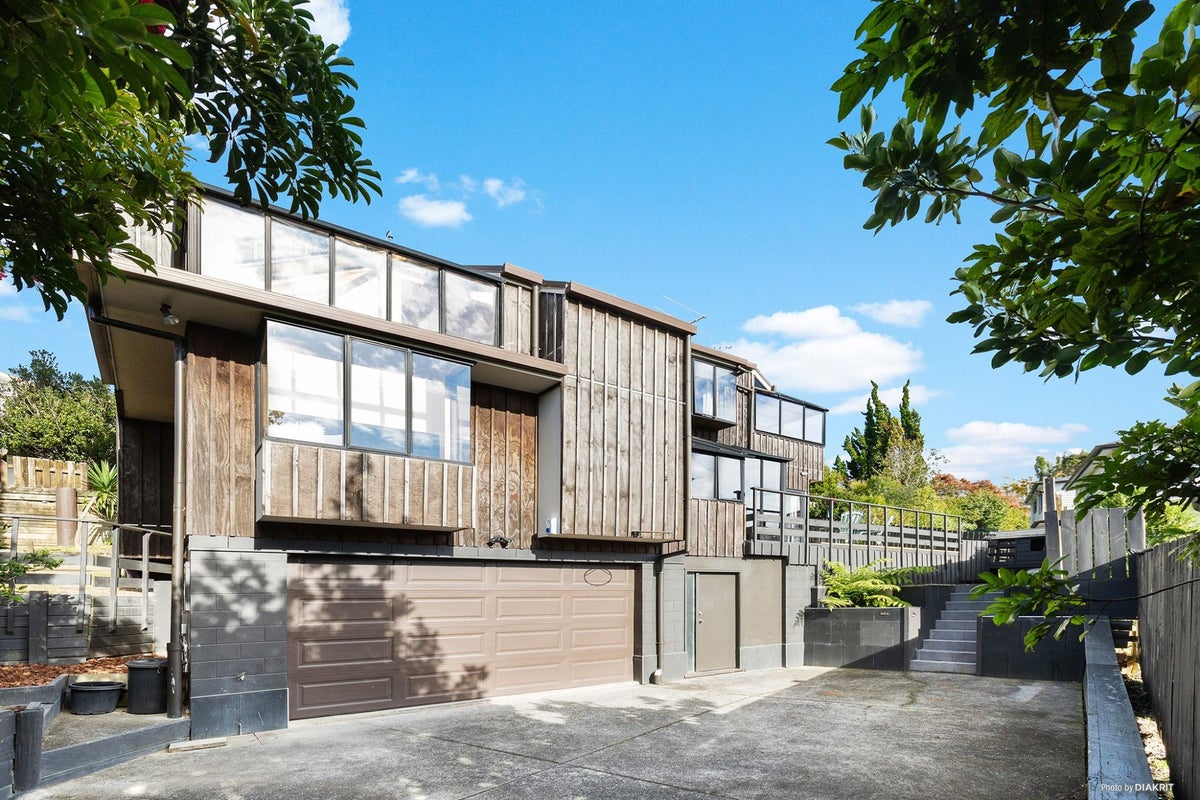 2/36 Regency Place, Sunnynook, Auckland - Carousel 1