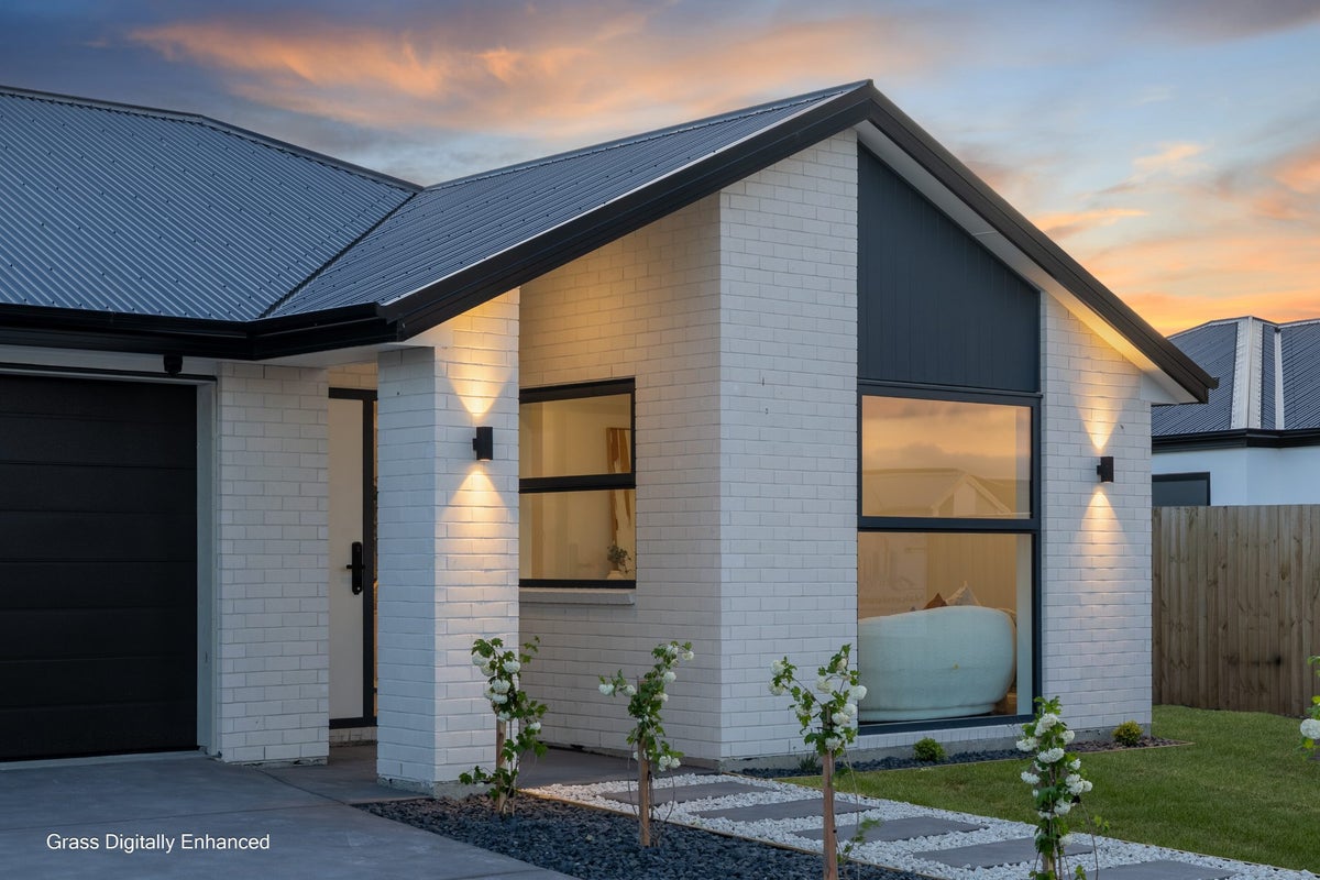 18 Benrogan Drive, Halswell, Christchurch - Carousel 2