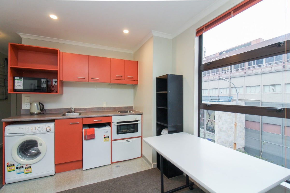 213/5 Aitken Street, Thorndon, Wellington - Carousel 2