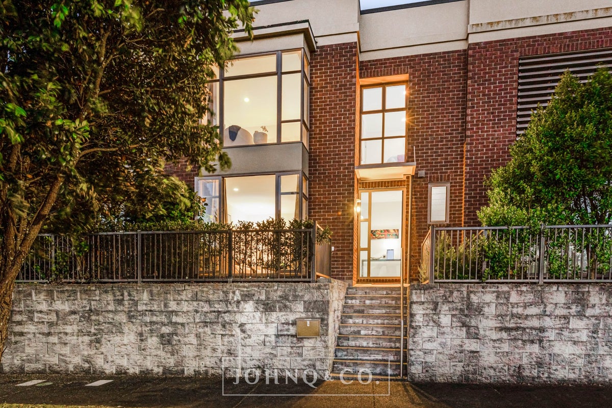 9 Tephra Boulevard, Stonefields, Auckland - Carousel 1