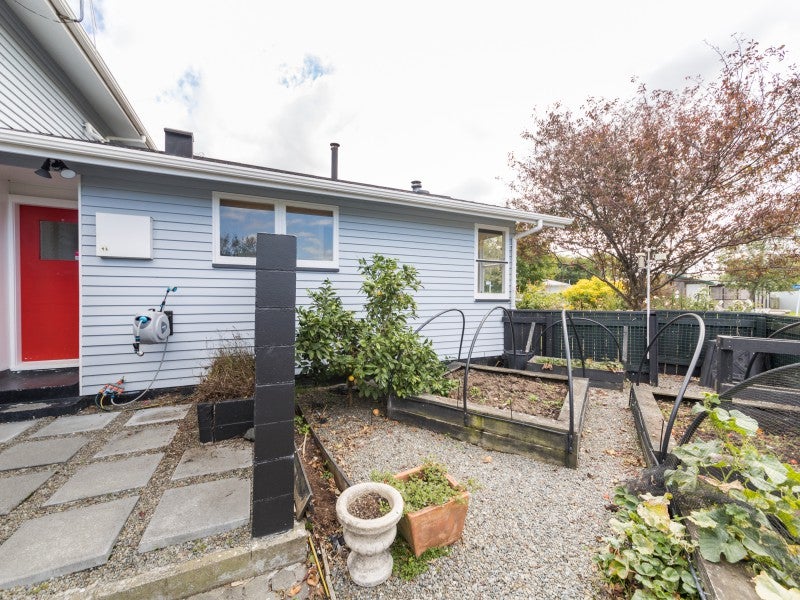 11 Catlins Crescent, Milson, Palmerston North - Carousel 26